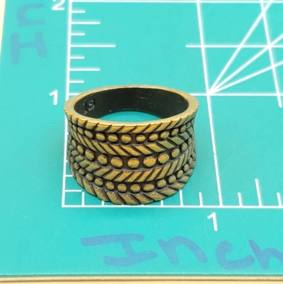 Bronze Tone Thick Wheat Print Band Ring - Picture 4 of 6